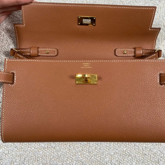 Authentic Pre-Owned Hermes Kelly To Go Gold Evercolor Gold Hardware - Picture 10 of 16